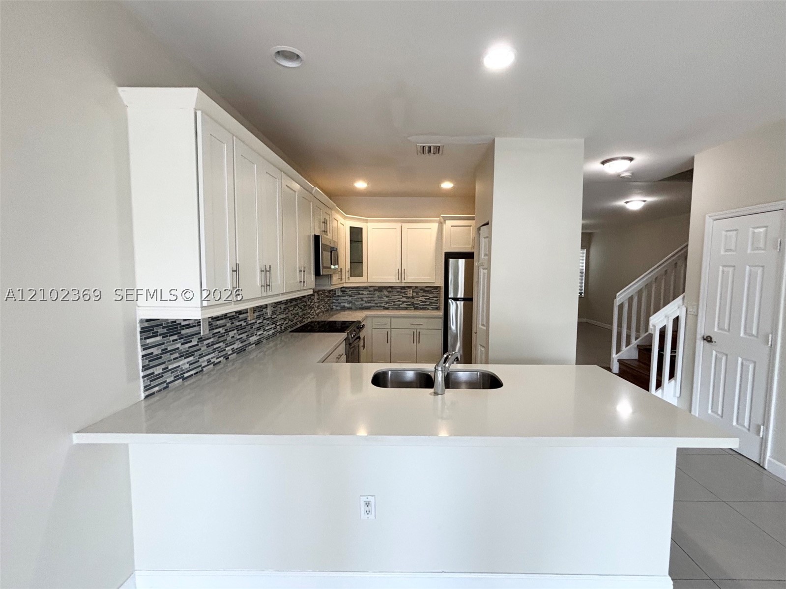 10445 NW 61 Ln Unit 10445 — photo