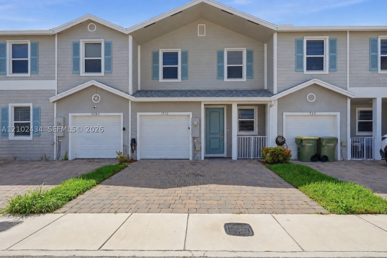 1732 SE 9th Ave Unit 0 — photo