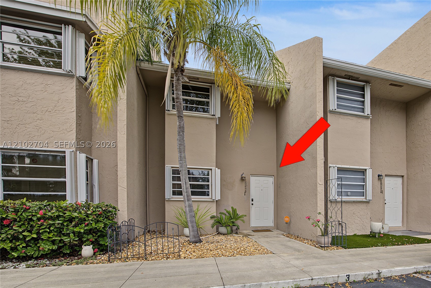 16244 SW 92nd Ave Unit 3 — photo