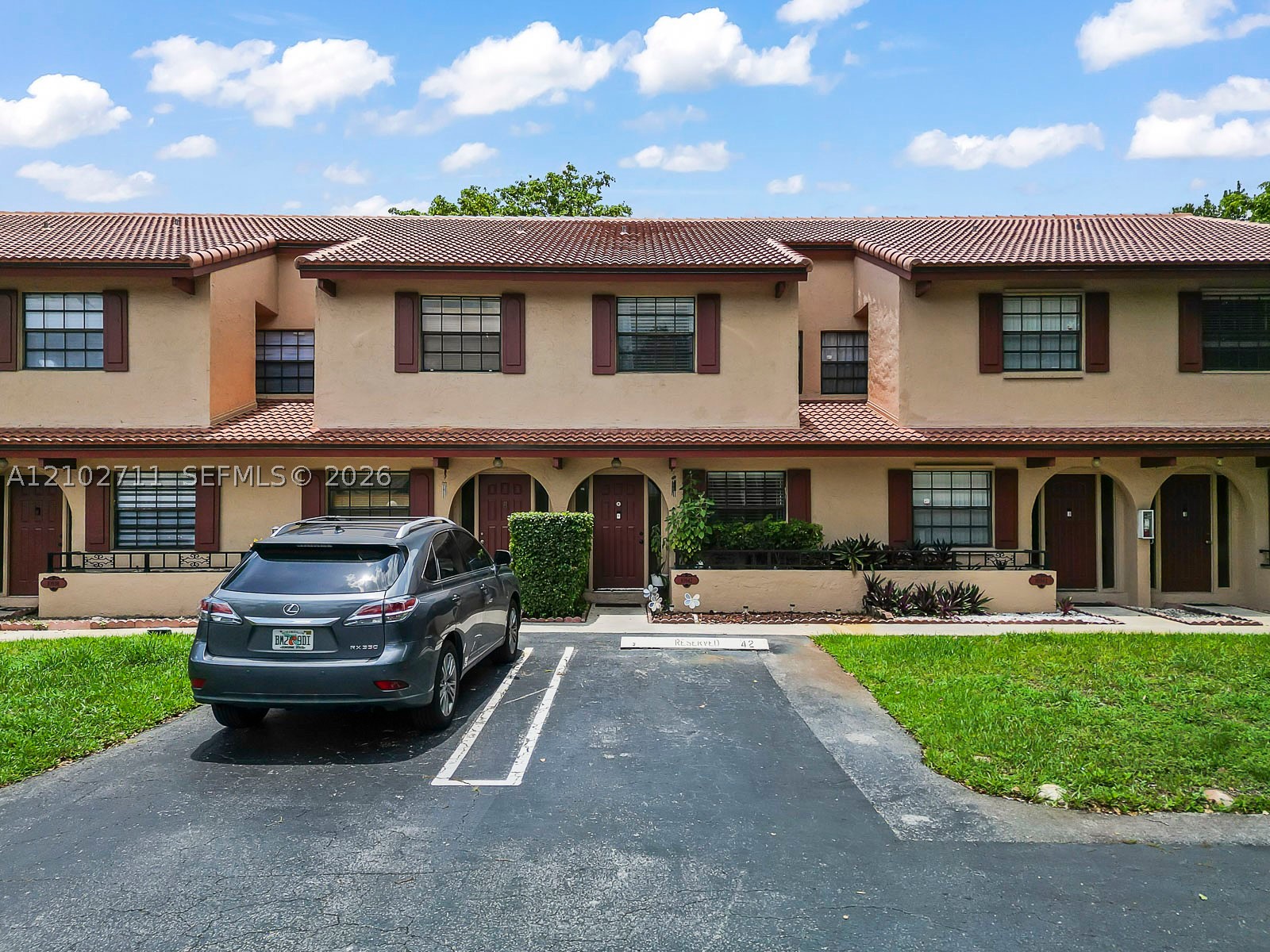 10942 W Sample Rd — photo