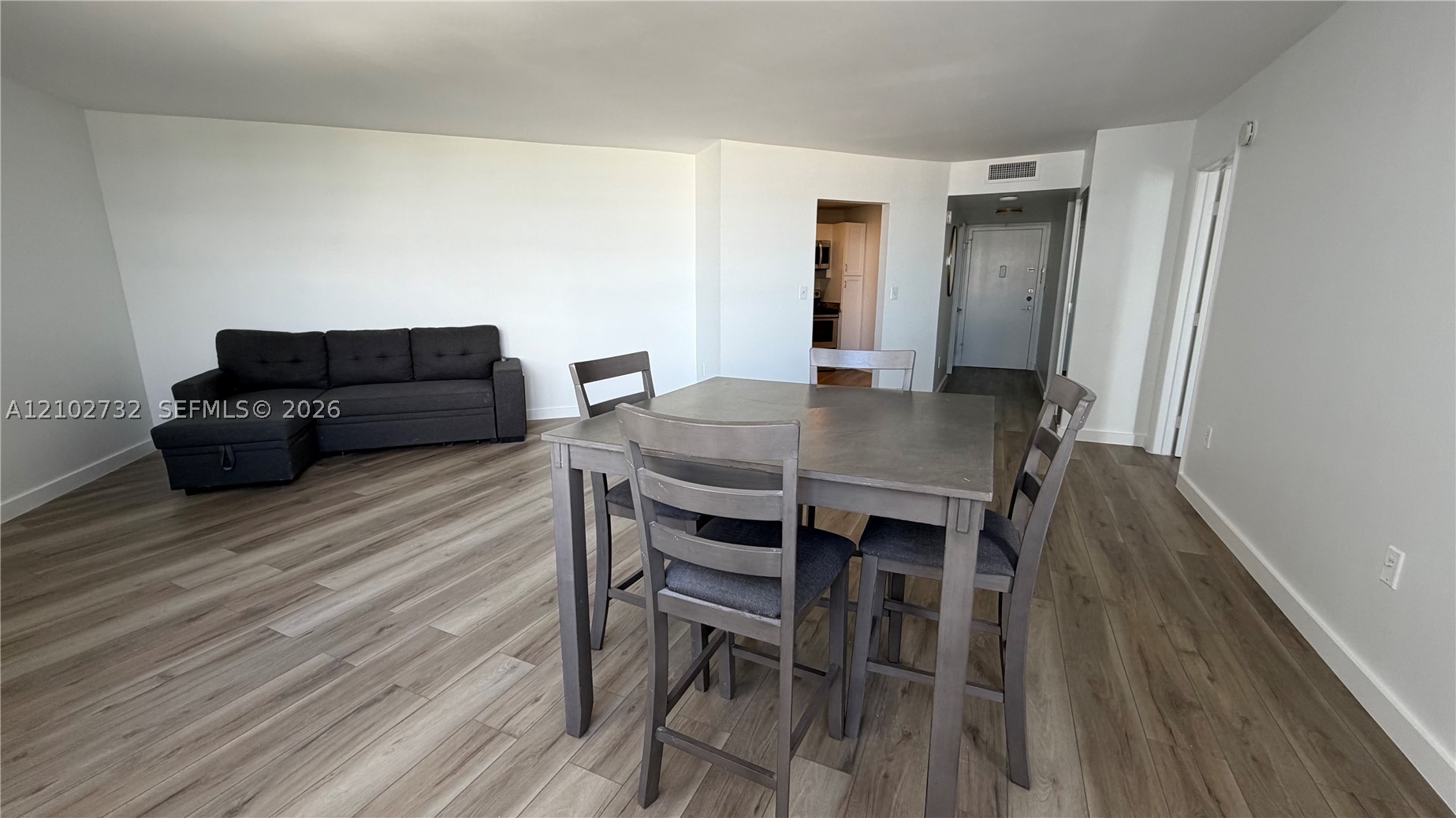 2750 NE 183rd St Unit 2106 — photo