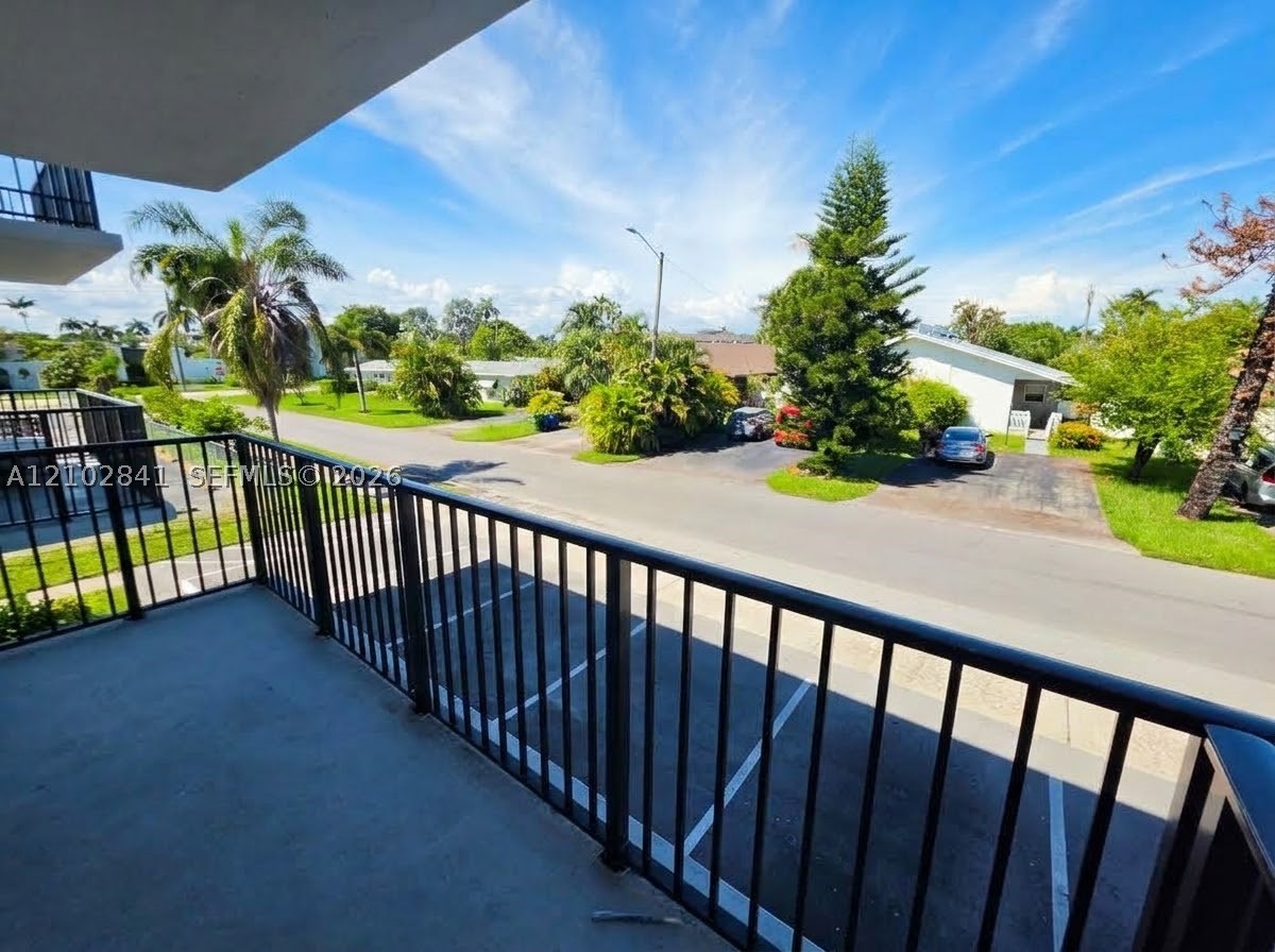 1100 NE 1st Ct Unit 219 — photo