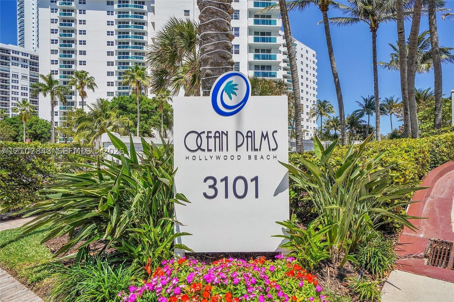 3101 S Ocean Dr 2206 — photo