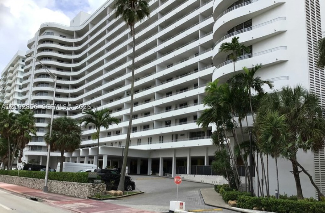 5555 Collins Ave 15P — photo