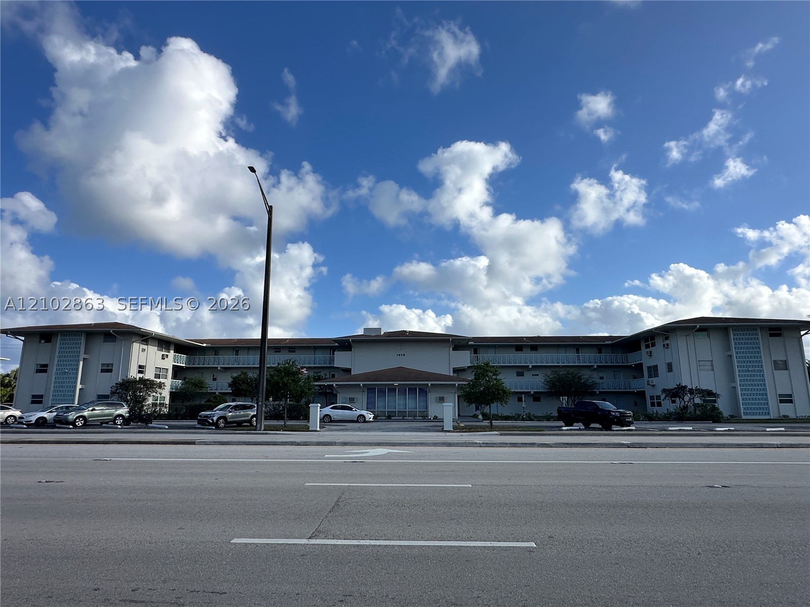 1050 E Sample Rd Unit 202 — photo