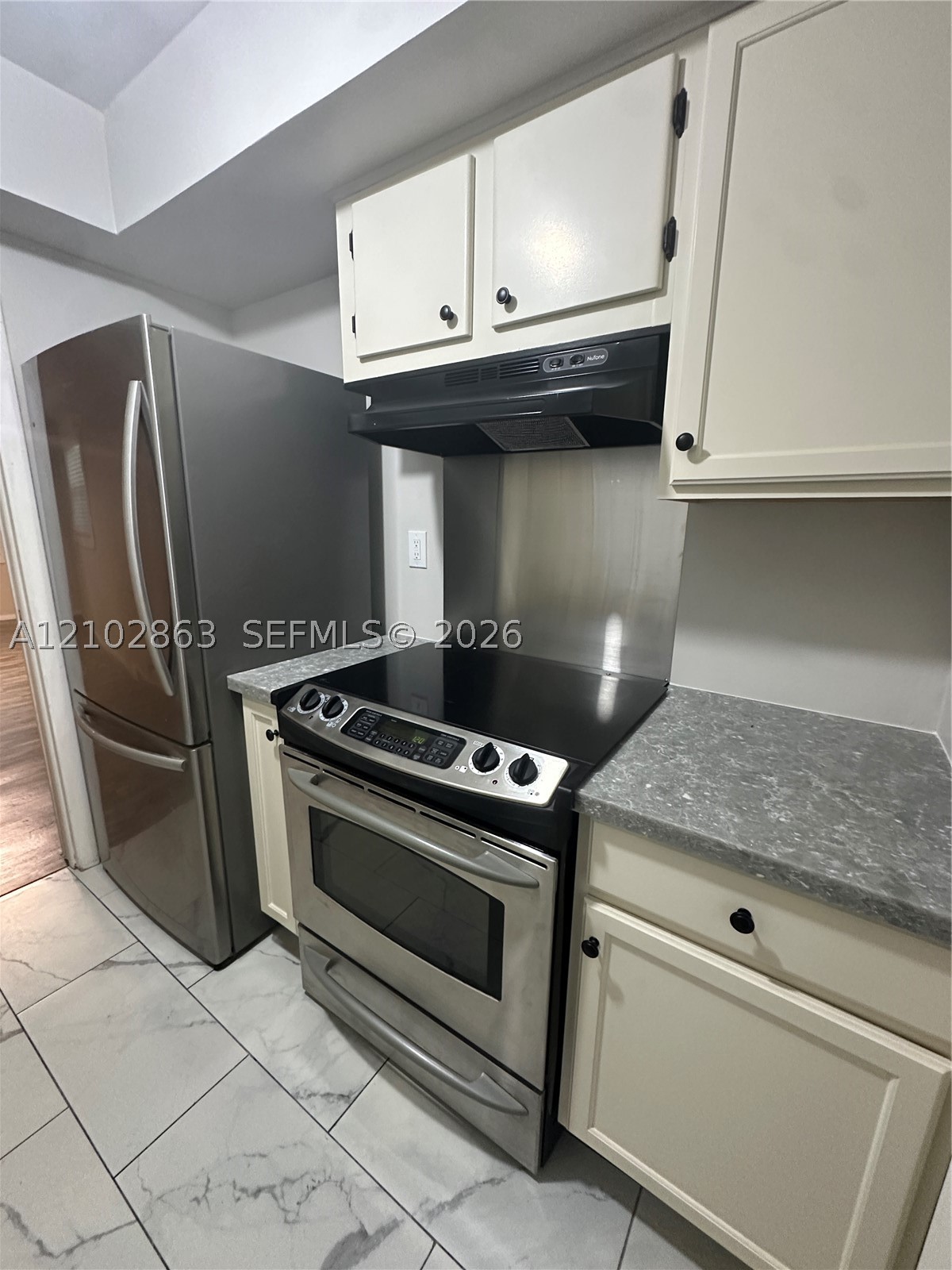 1050 E Sample Road #202, Pompano Beach, FL 33064 — photo 2