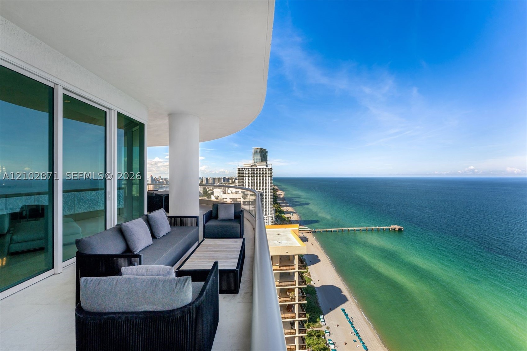 16051 Collins Ave Unit 3404 — photo