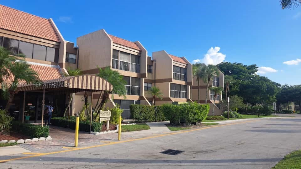 240 Lakeview Dr Unit 106 — photo