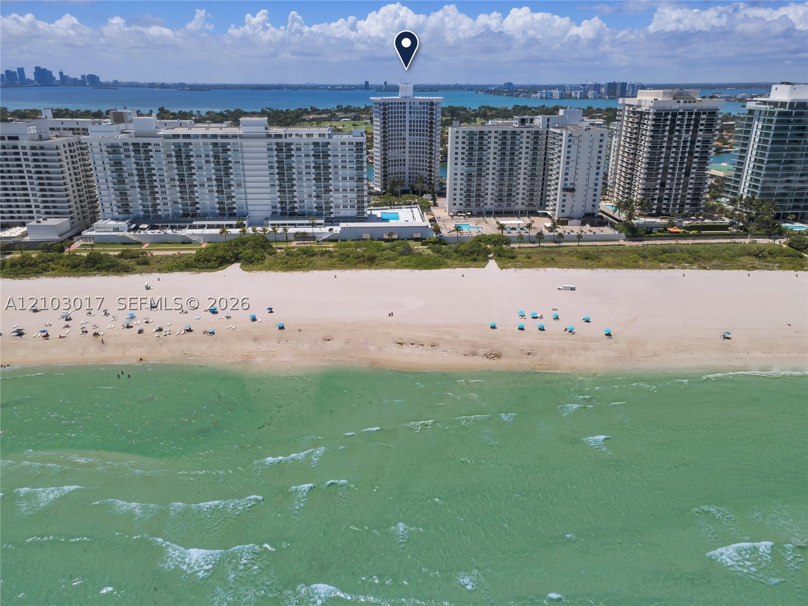 5660 Collins Ave Unit 4B — photo