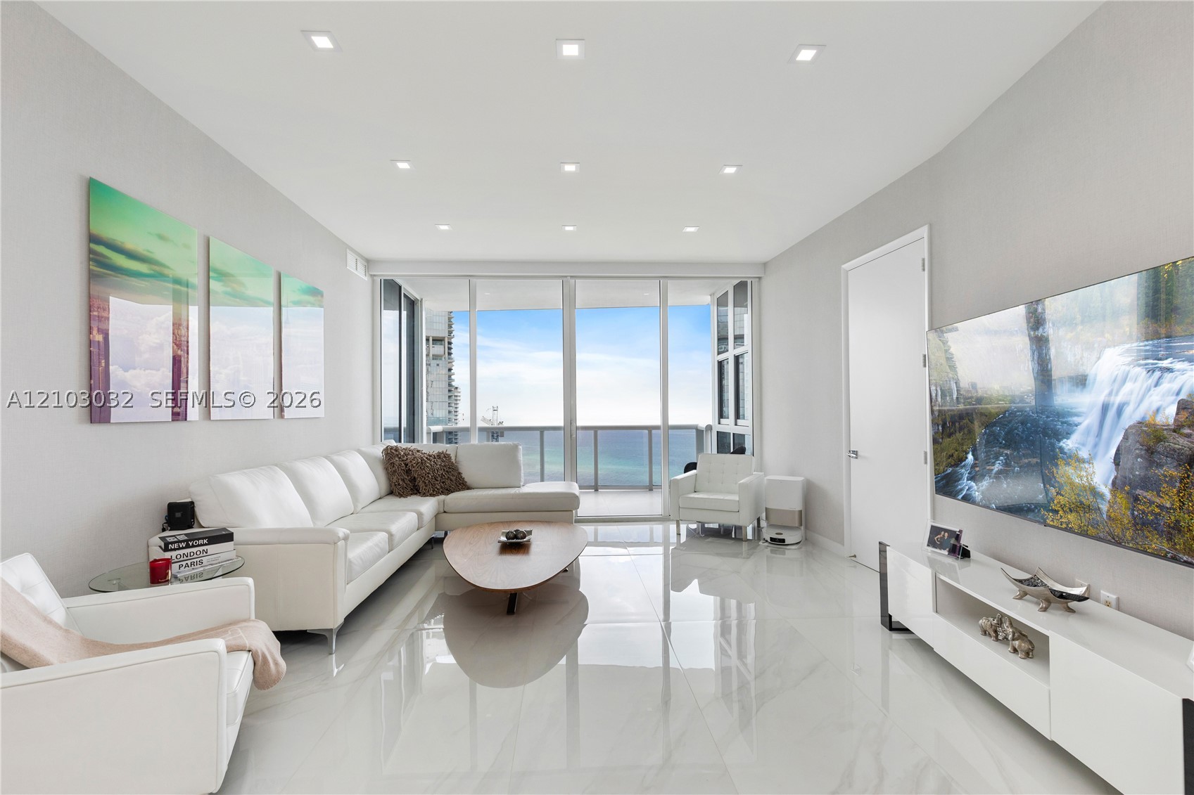 18201 Collins Ave Unit 3504 — photo