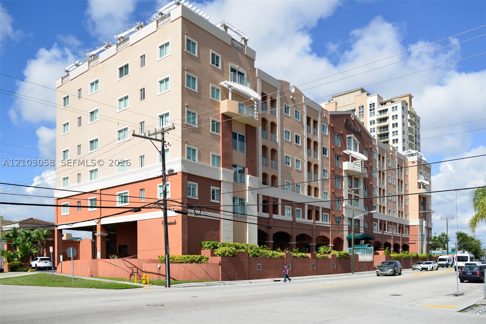 2280 SW 32 Av Unit 213 — photo
