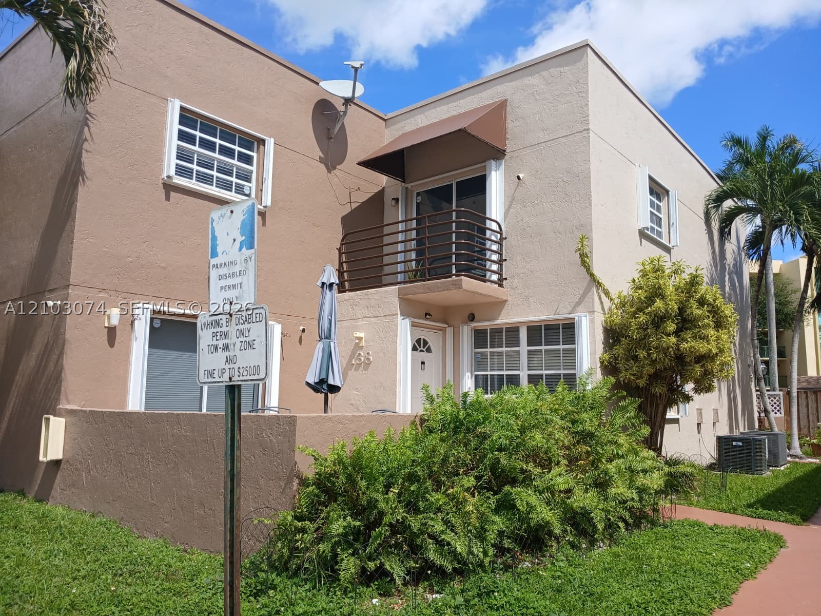 1925 SW 118th Ct Unit 138 — photo