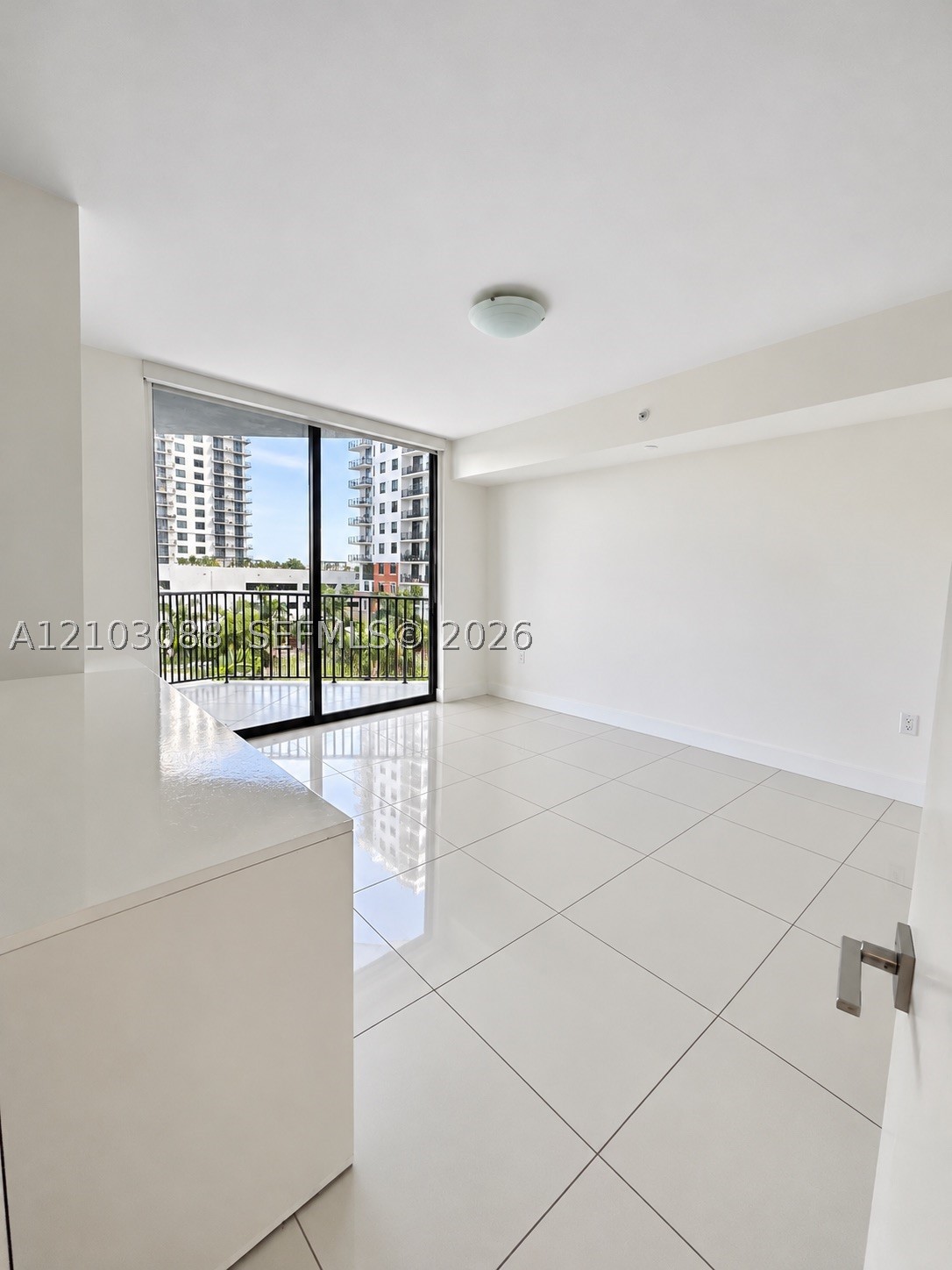 5252 NW 85th Ave Unit 309 — photo