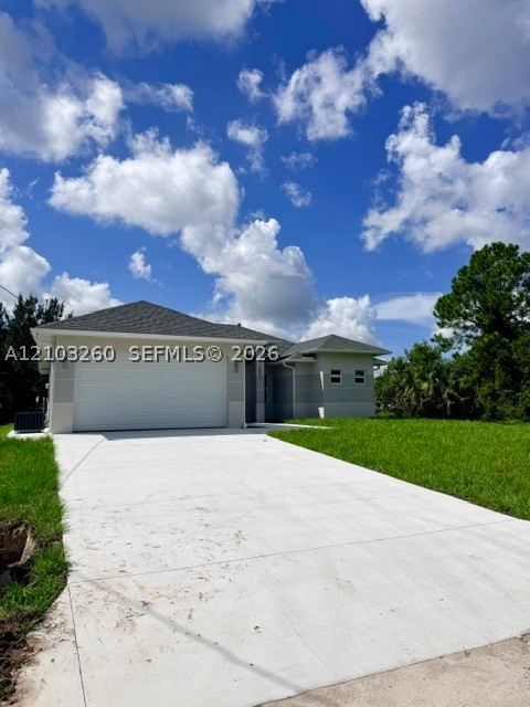744 Long Distance Ln — photo
