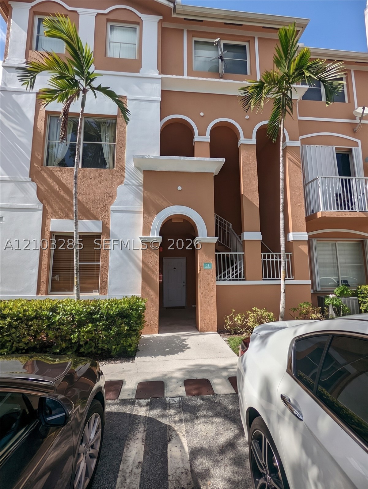 17650 NW 73rd Ave Unit 208-18 — photo