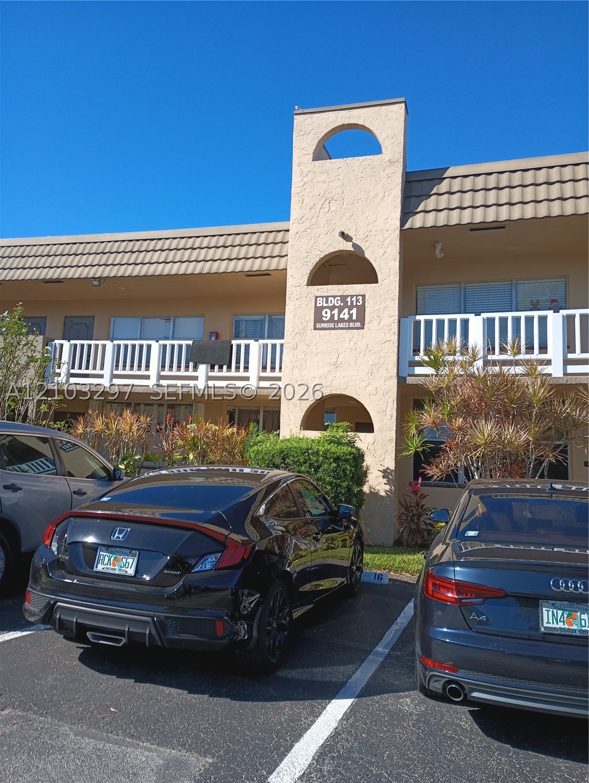 9141 Sunrise Lakes Blvd Unit 219 — photo