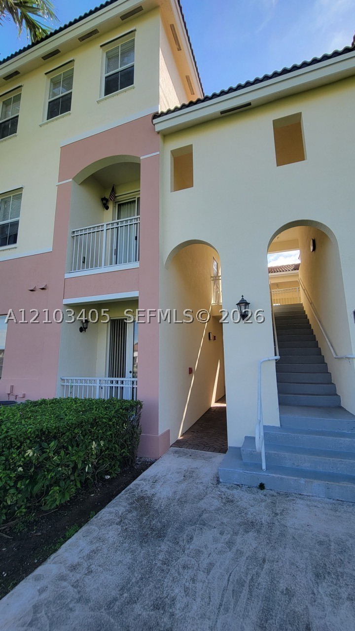 10022 NW 7th St Unit 205 — photo