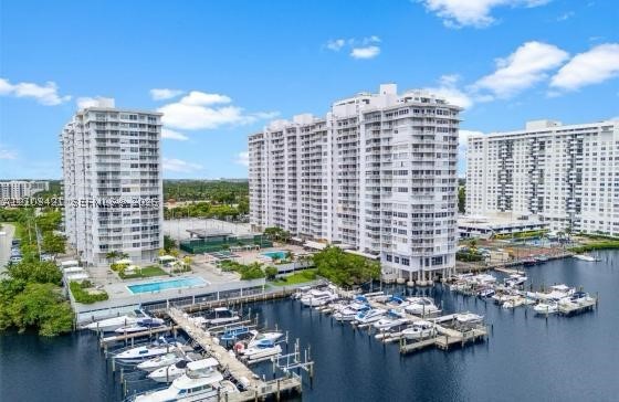18081 Biscayne Blvd Unit 702 — photo
