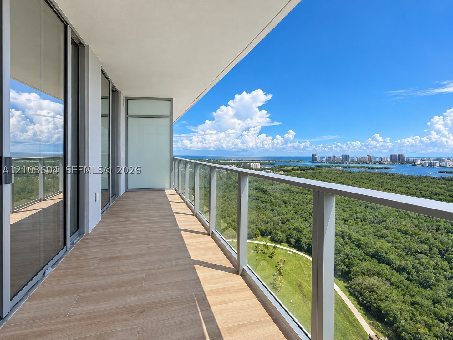 2411 Laguna Circle Unit 2504 — photo