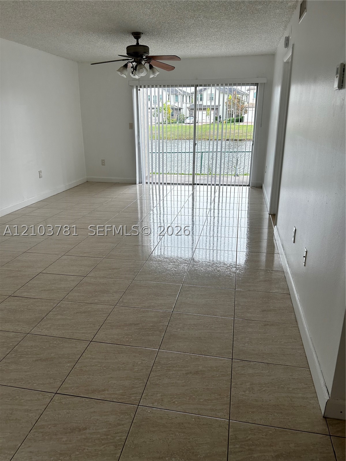 411 SW 113th Way Unit 411 — photo