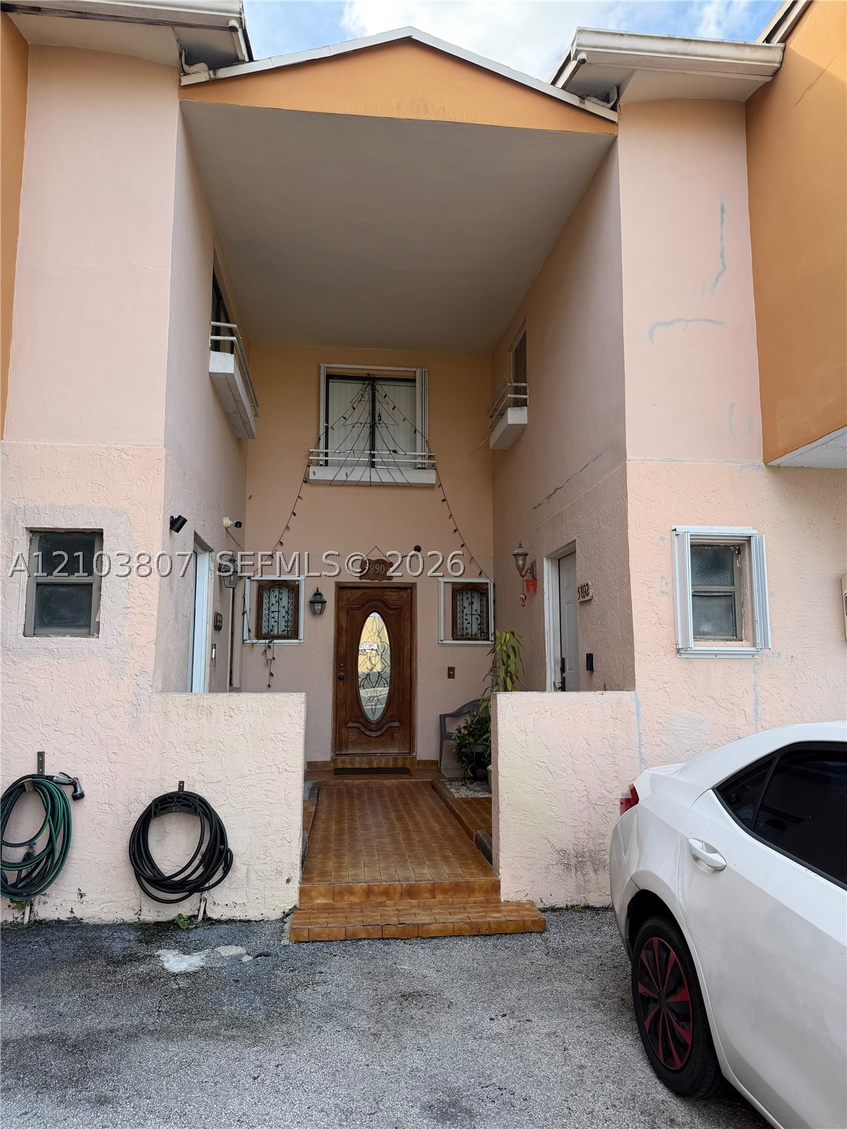 5890 W 25th Ct Unit 6 — photo
