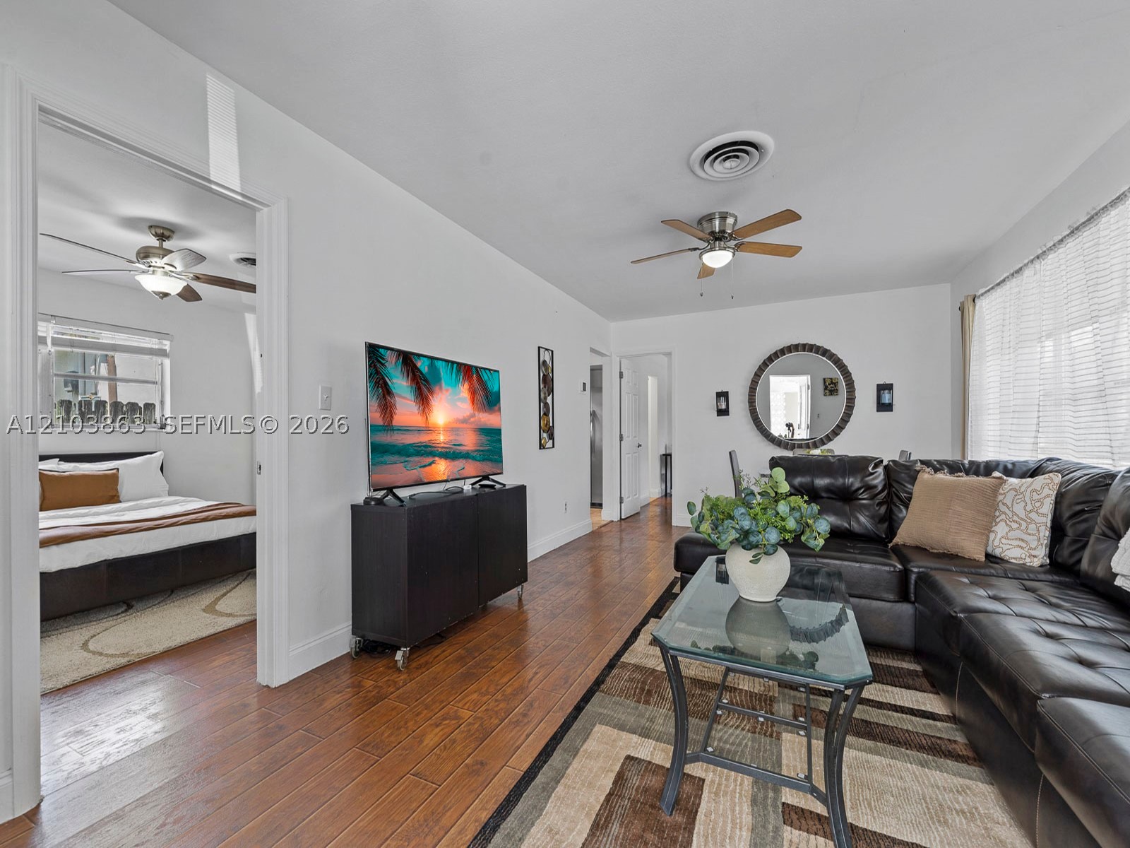 1418 N 16th Ave Unit 1418 — photo