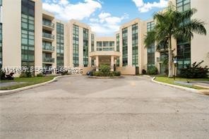 2075 SW 122nd Ave Unit 322 — photo