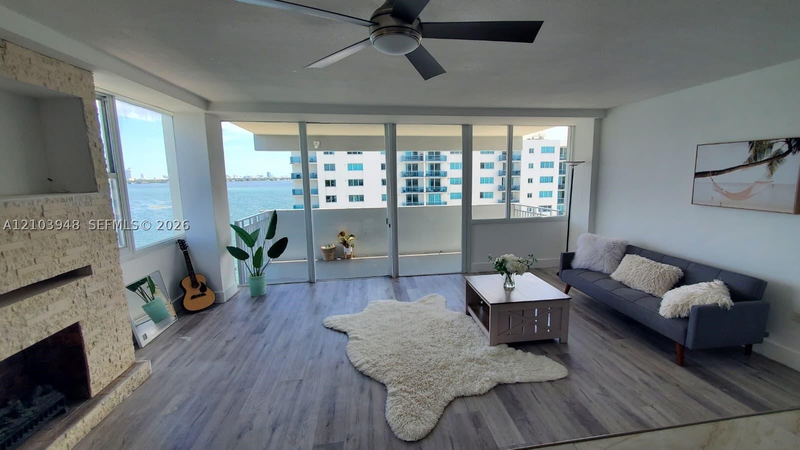 7545 E Treasure Dr Unit 9H — photo