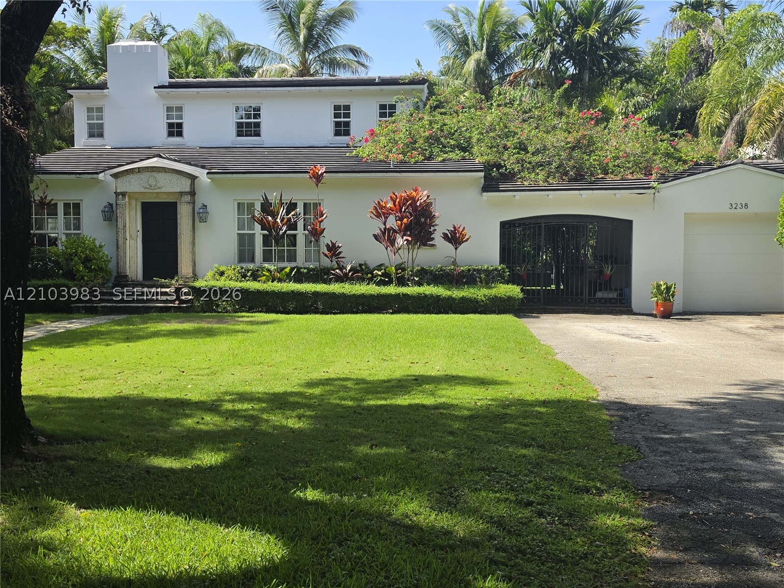 3238 Riviera Dr Unit 0 — photo