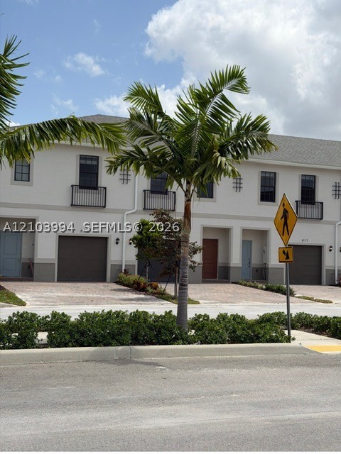 1232 SW 8th Ct Unit 1232 — photo