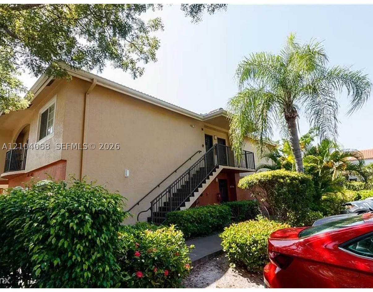 4183 N Haverhill Rd Unit 703 — photo