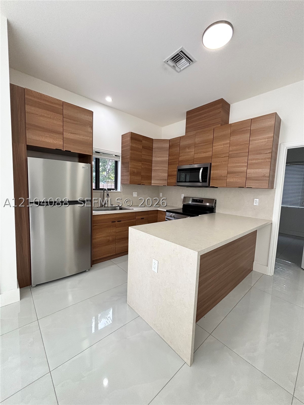 5737 Cleveland St Unit 1 — photo