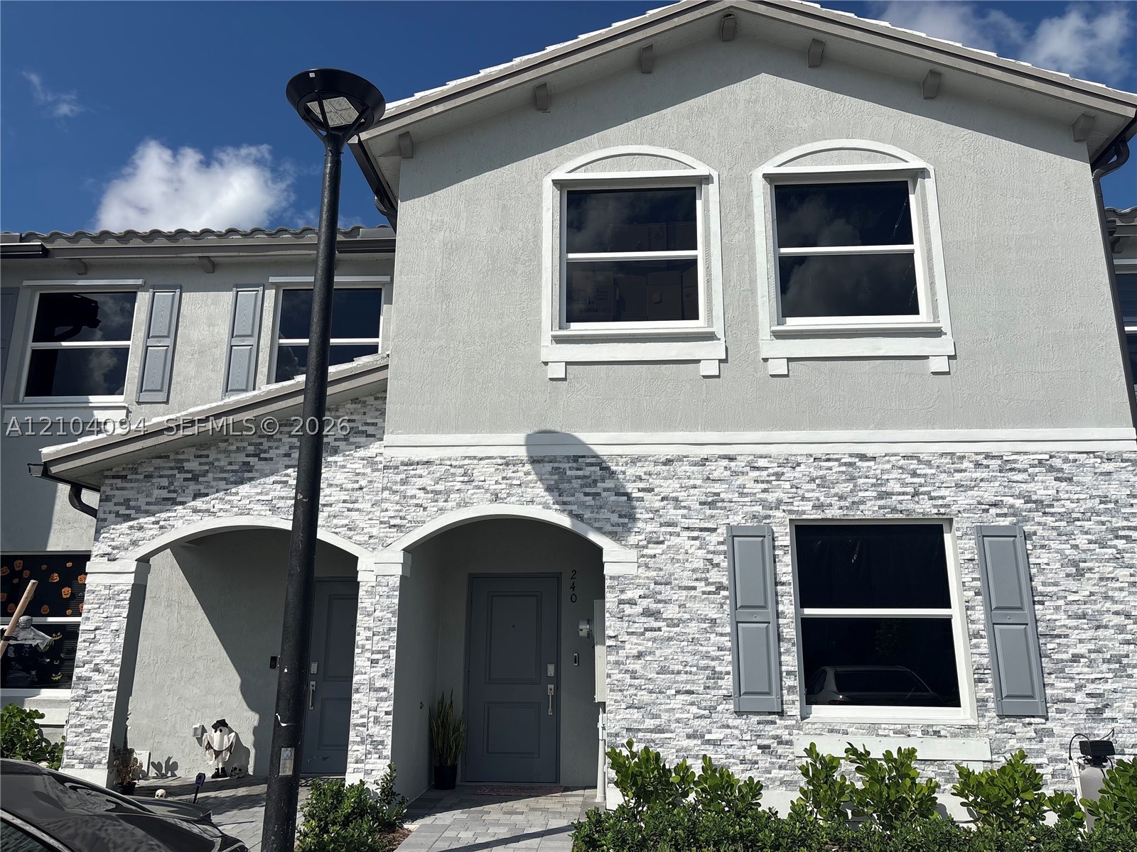 240 SE 10th Ct Unit 240 — photo