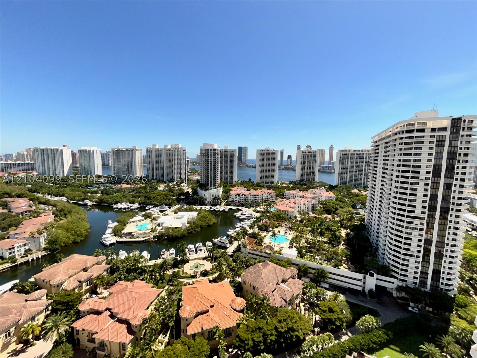 1000 W Island Blvd Unit 2707 — photo