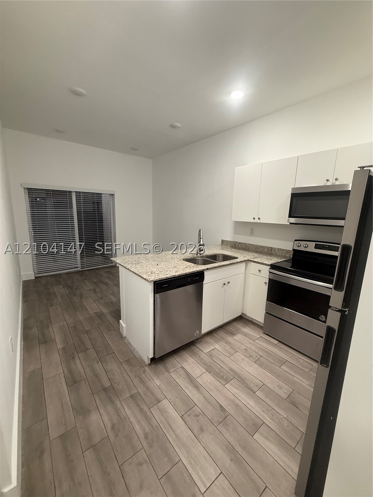 486 E 30th Street #202, Hialeah, FL 33013 — photo 3