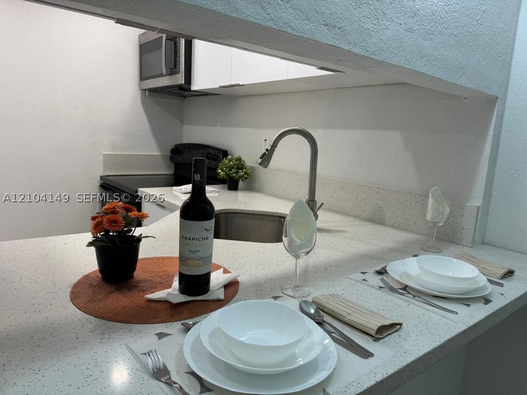 801 NW 47th Ave Unit 410W — photo