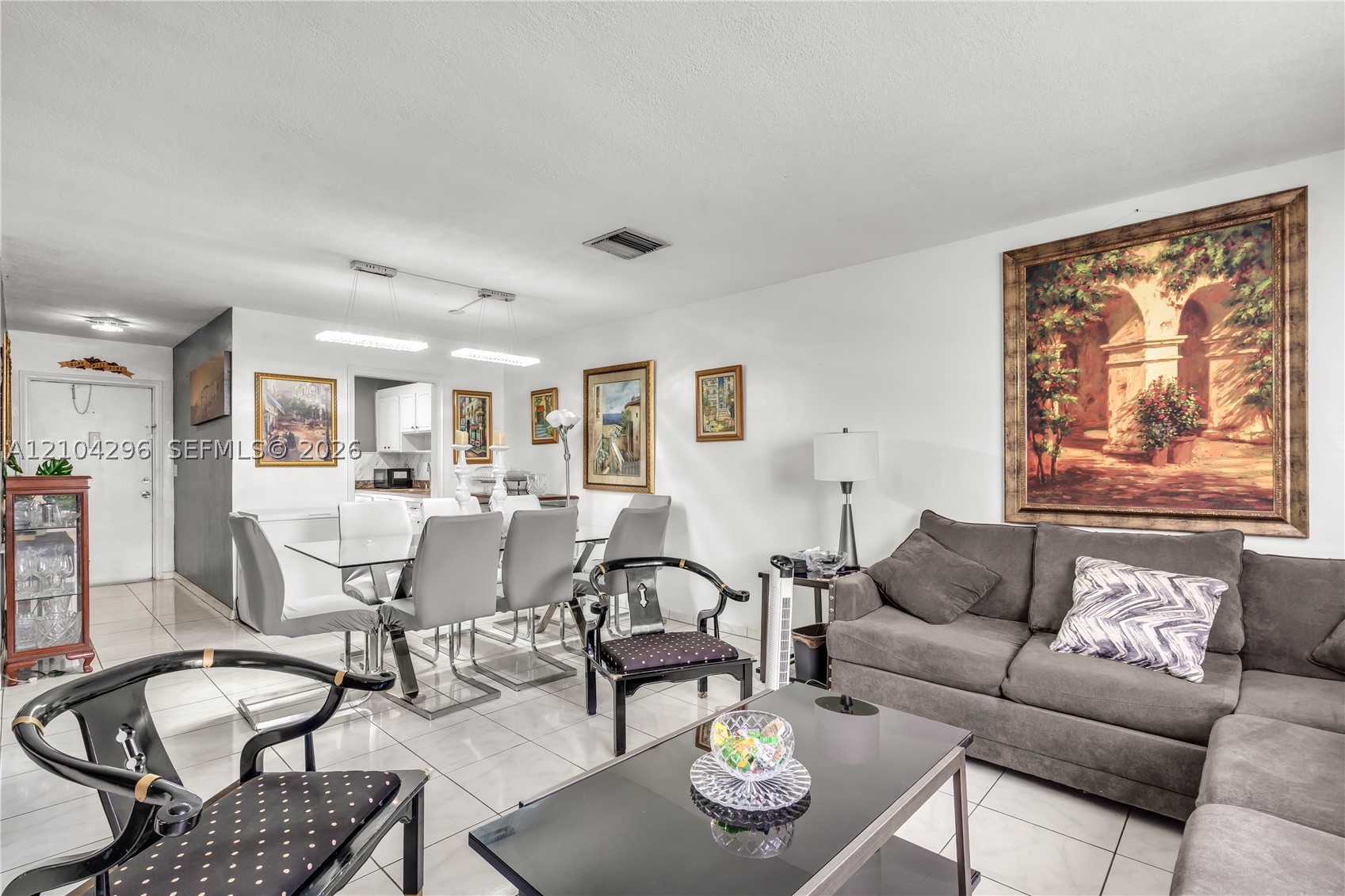 515 S Crescent Dr Unit 107 — photo