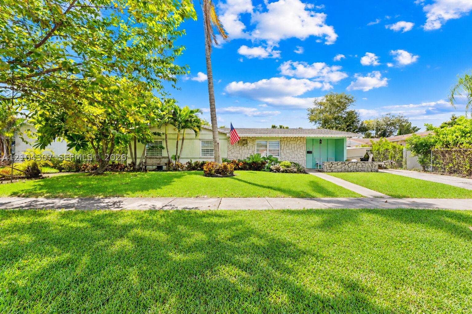 9980 Marlin Rd — photo