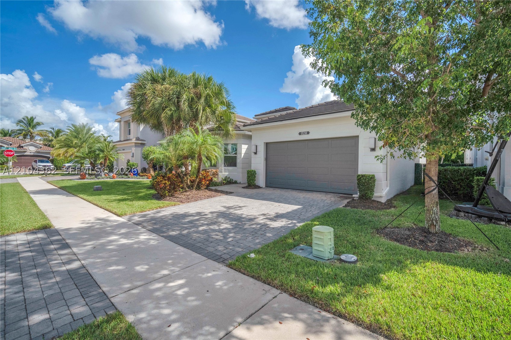15210 Seaglass Terrace Ln — photo
