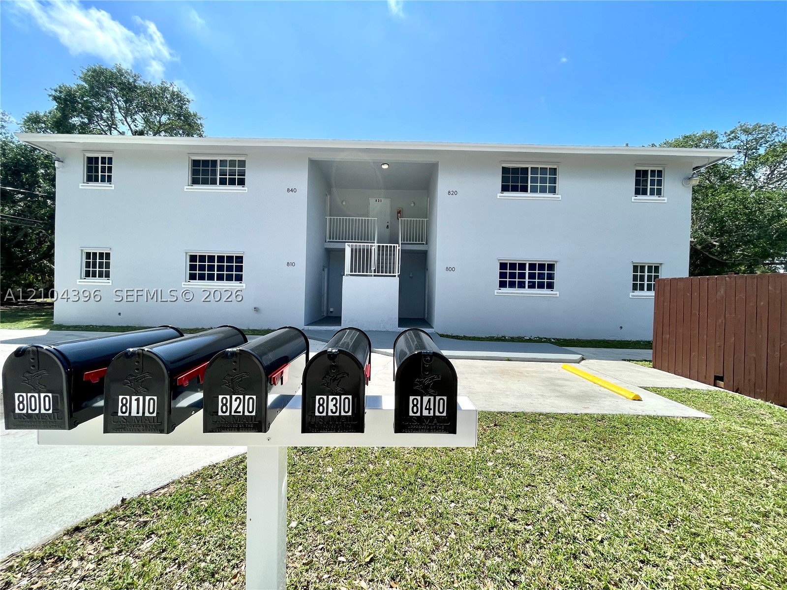 800 SW 10th Ave Unit 800 — photo