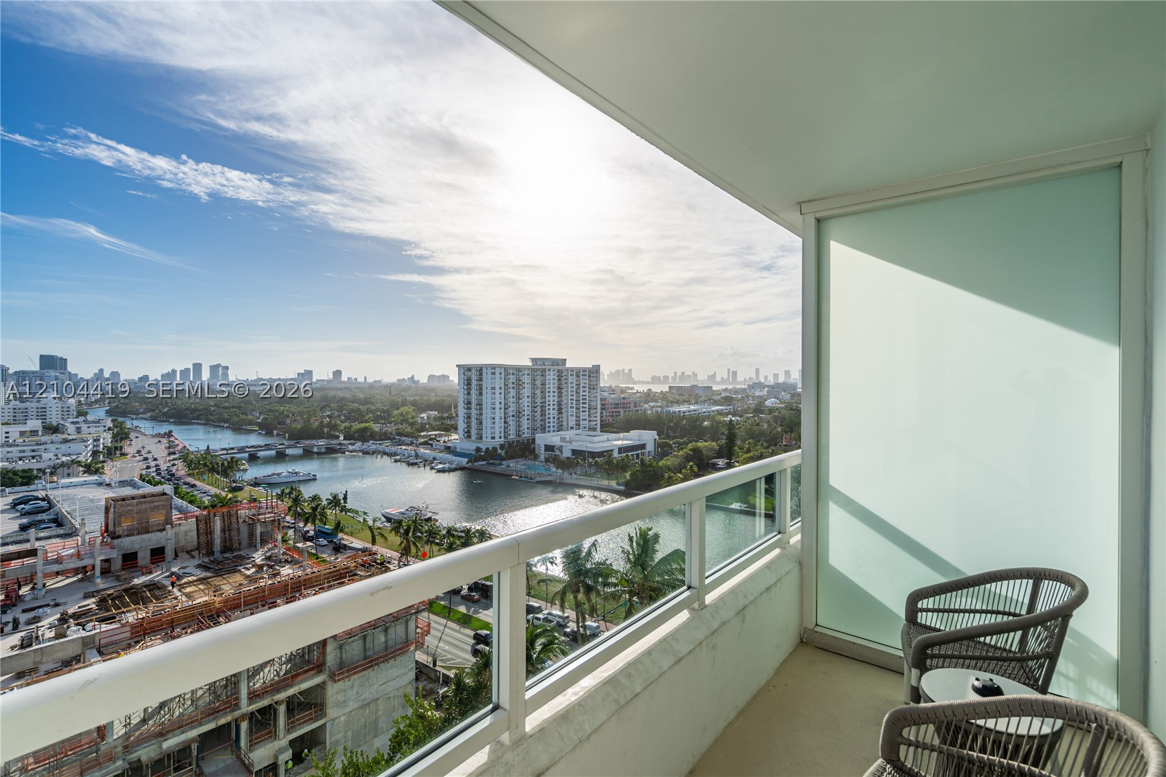 4401 Collins Ave Unit 1508 — photo