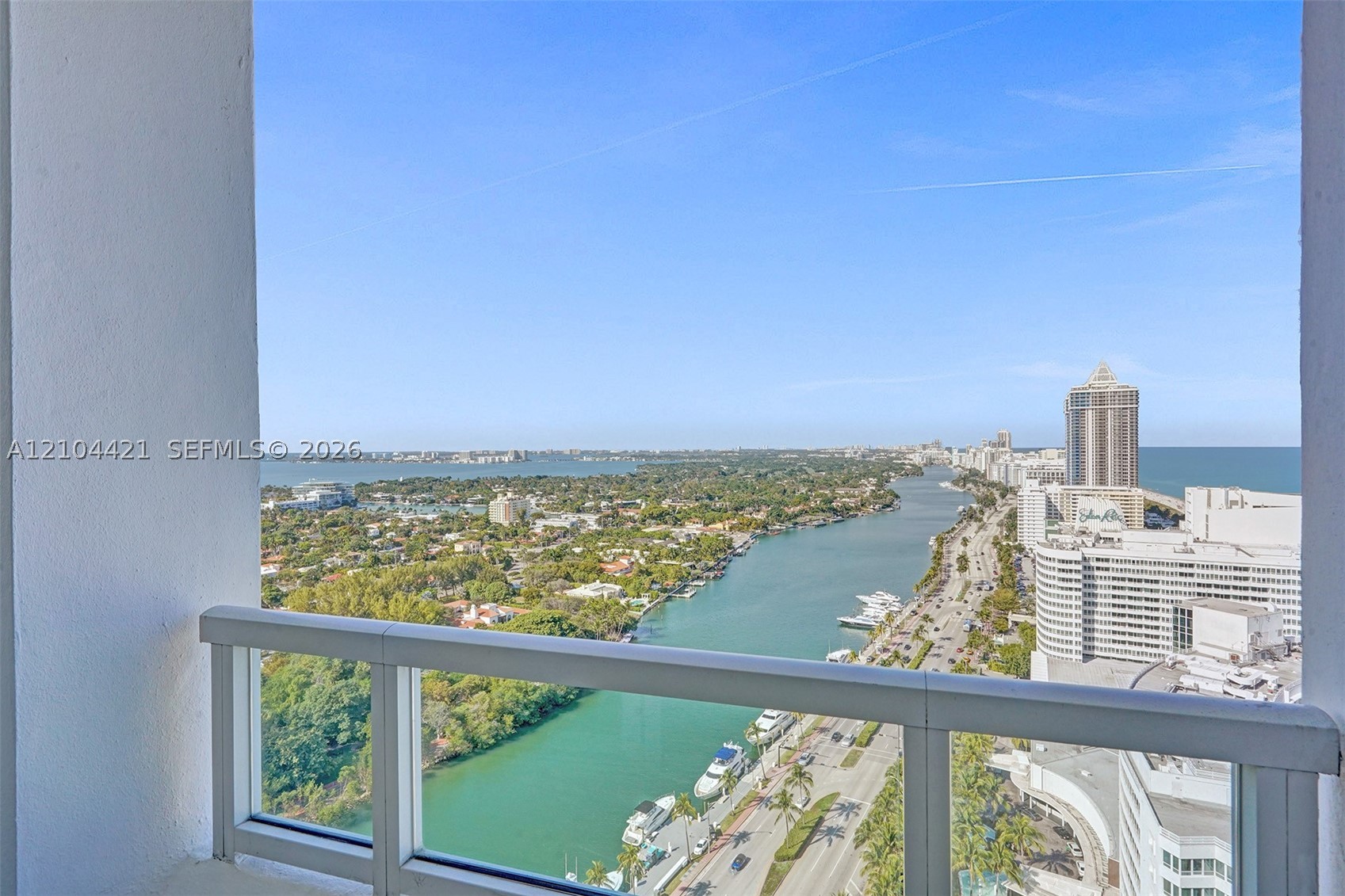 4401 Collins Ave Unit 2915 — photo