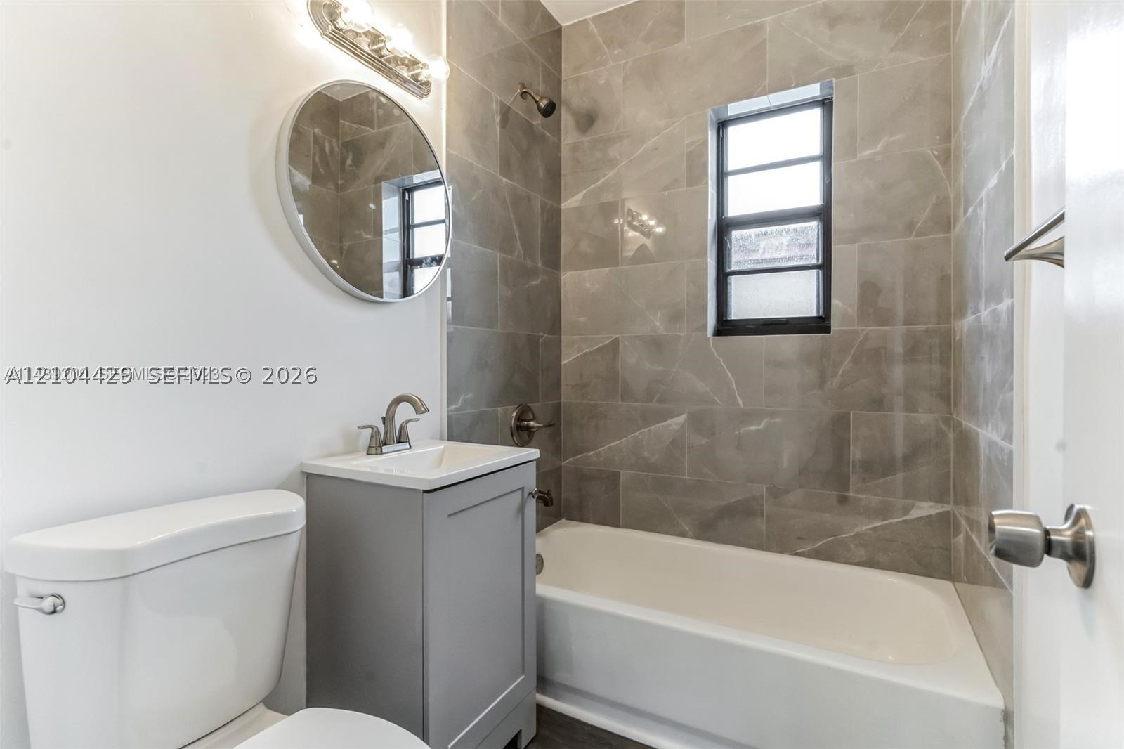 1071 NW 34th St Unit 1075 — photo