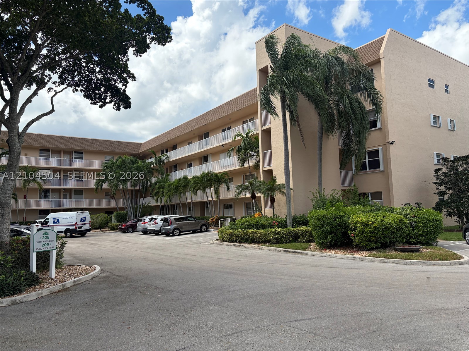 10422 NW 24th Pl Unit 409 — photo
