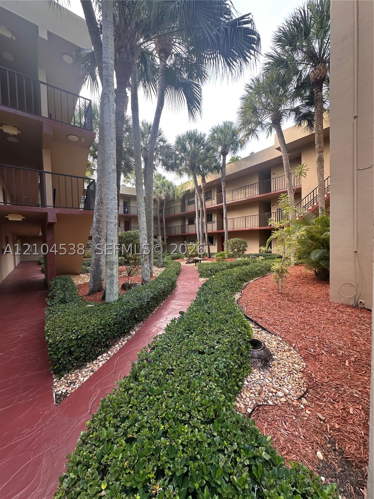 10845 SW 112th Ave Unit 211 — photo