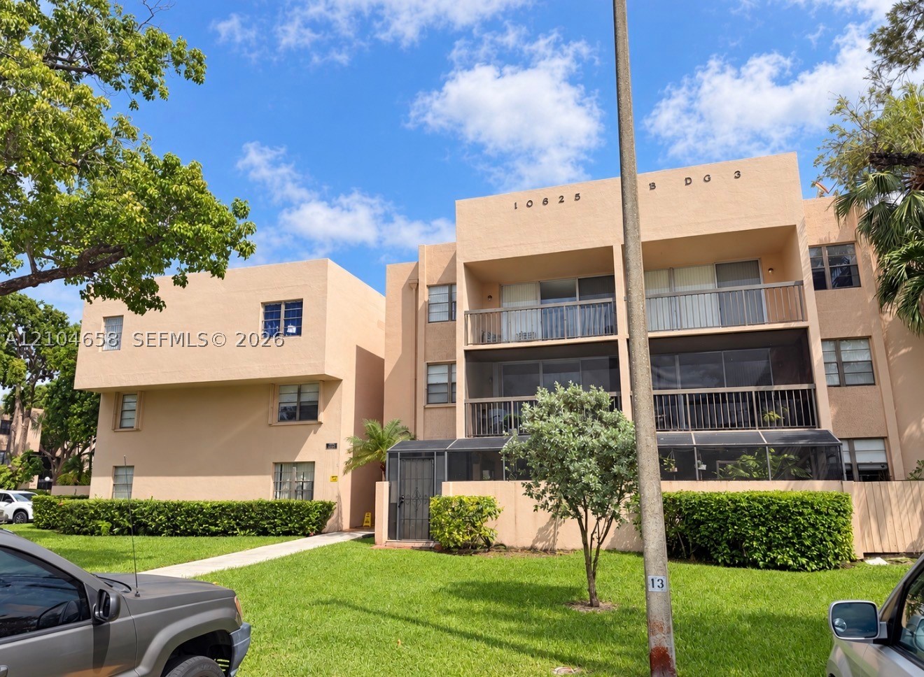10625 SW 112th Ave Unit 311 — photo