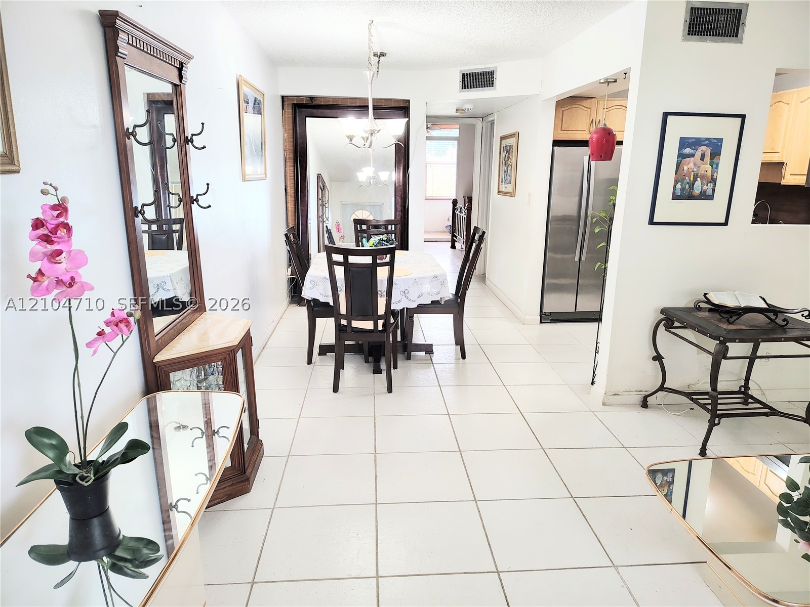 9061 Sunrise Lakes Blvd Unit 102 — photo