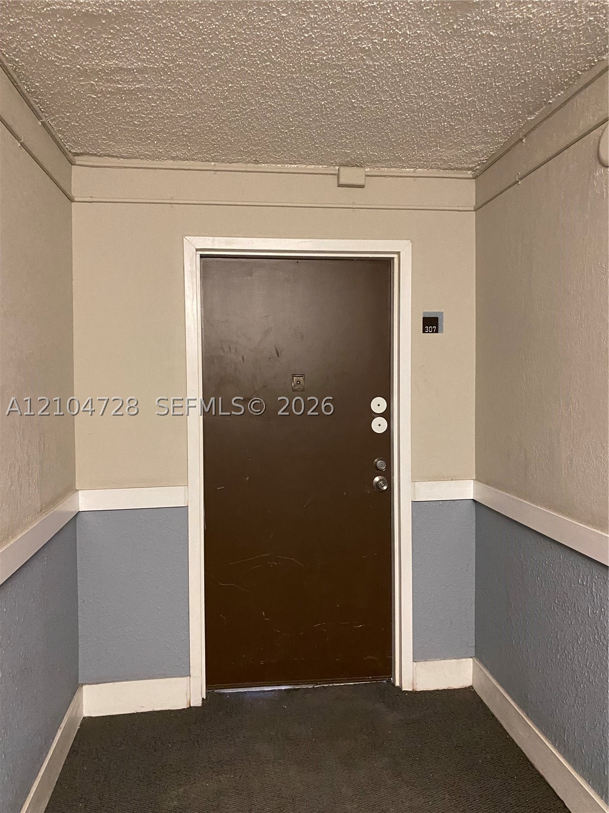 486 NW 165th St Rd Unit B-307 — photo
