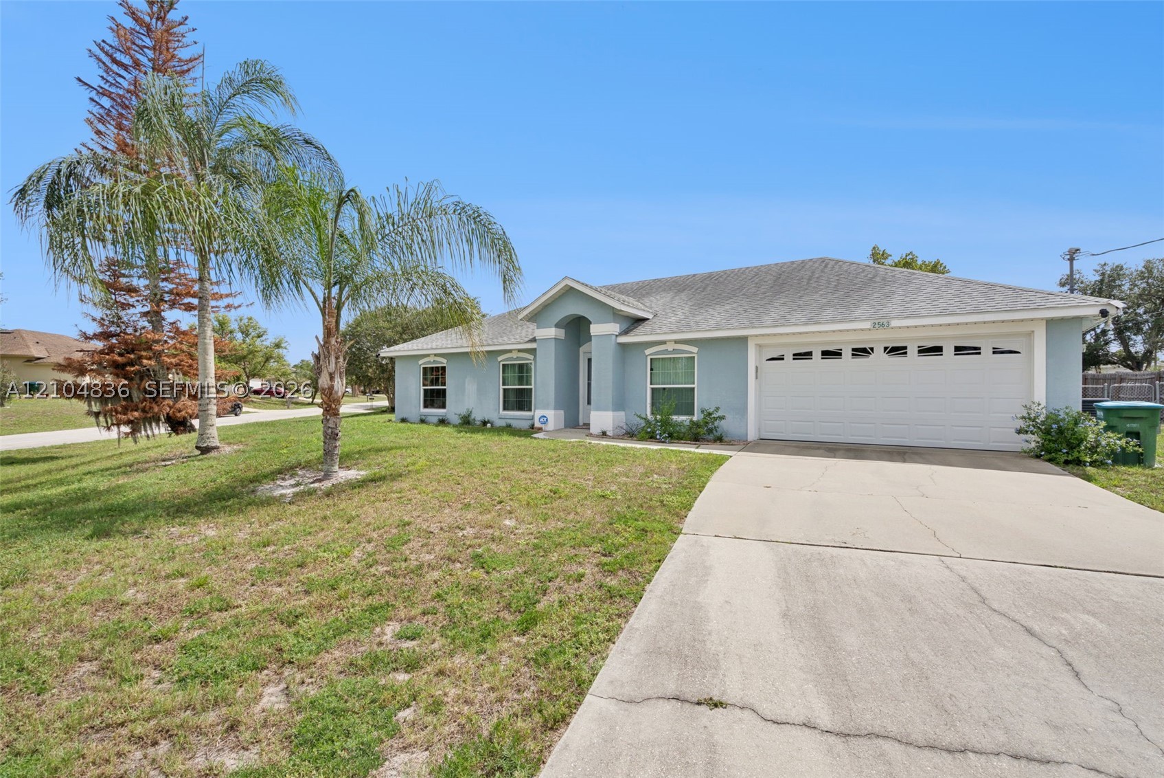 2563 Sheffield — photo