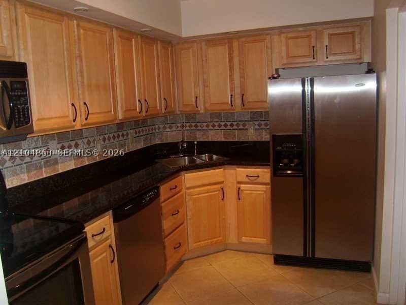 3129 Oakland Shores Dr Unit a104 — photo